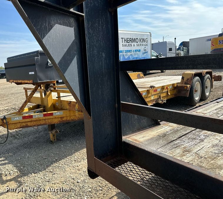 image for item MQ9449 2001 Load Trail  equipment trailer