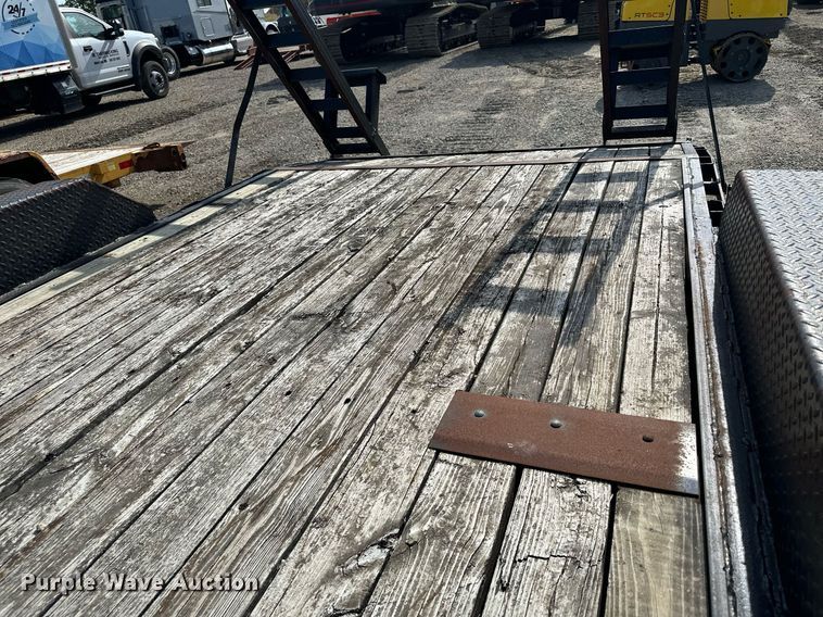 image for item MQ9449 2001 Load Trail  equipment trailer