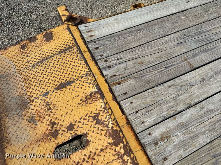 image for item MQ9450 2014 Behnke  tilt deck equipment trailer