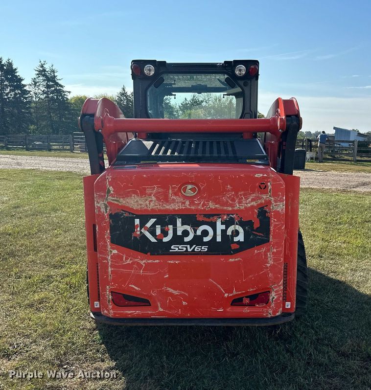 image for item MQ9457 2021 Kubota SSV65  skid steer loader