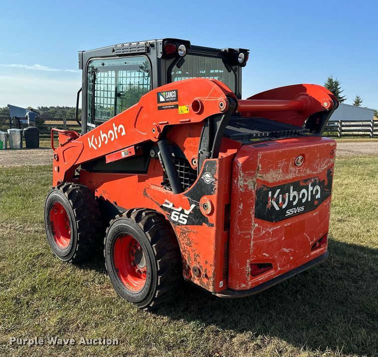 image for item MQ9457 2021 Kubota SSV65  skid steer loader