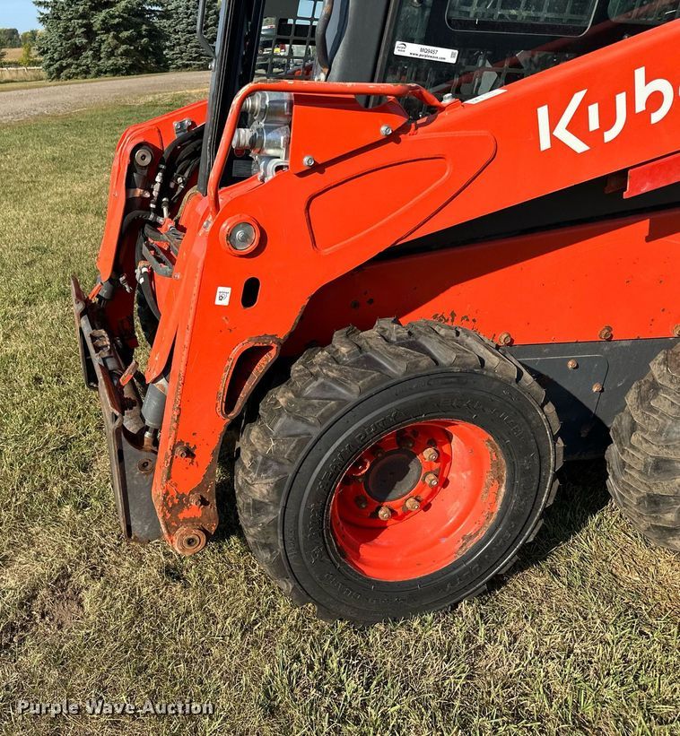 image for item MQ9457 2021 Kubota SSV65  skid steer loader