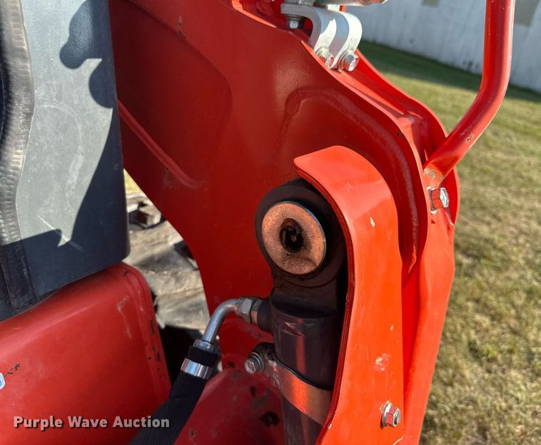 image for item MQ9457 2021 Kubota SSV65  skid steer loader