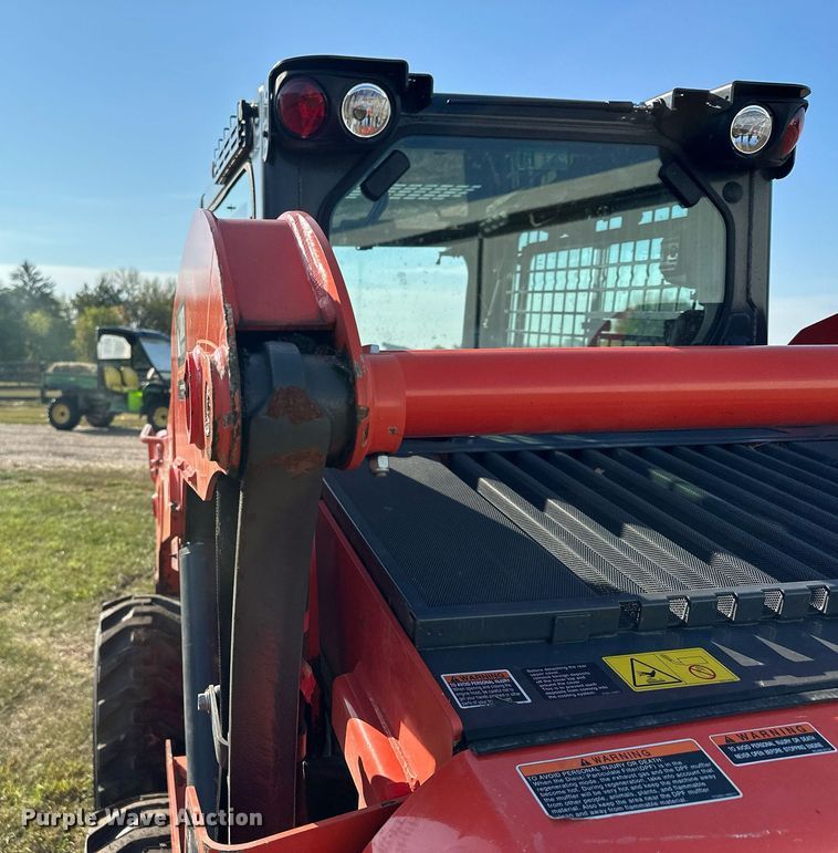 image for item MQ9457 2021 Kubota SSV65  skid steer loader