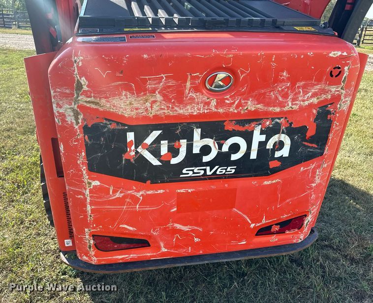 image for item MQ9457 2021 Kubota SSV65  skid steer loader
