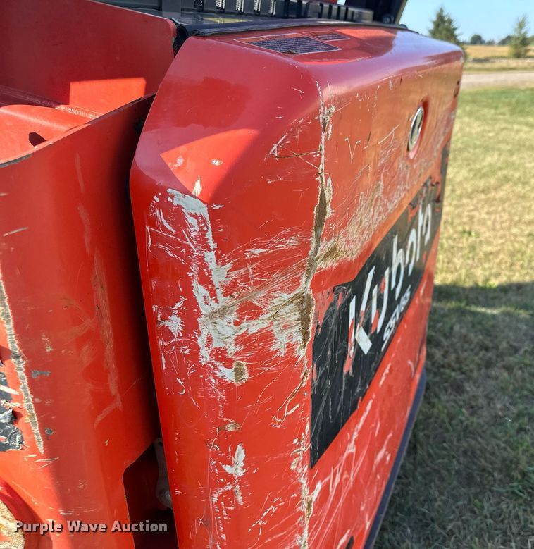 image for item MQ9457 2021 Kubota SSV65  skid steer loader