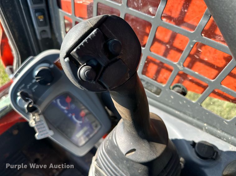 image for item MQ9457 2021 Kubota SSV65  skid steer loader