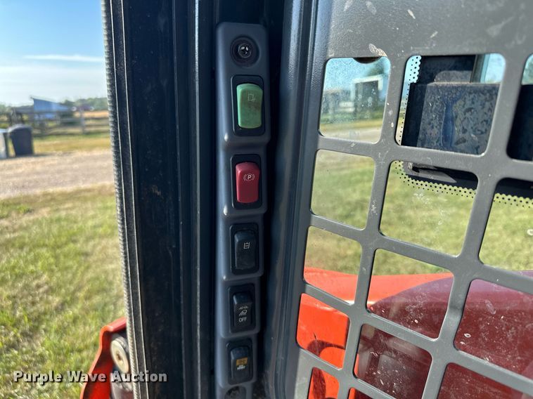 image for item MQ9457 2021 Kubota SSV65  skid steer loader