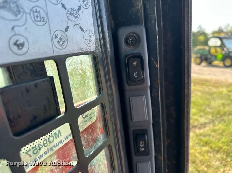 image for item MQ9457 2021 Kubota SSV65  skid steer loader