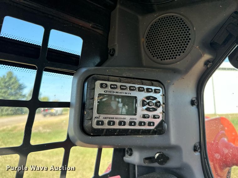 image for item MQ9457 2021 Kubota SSV65  skid steer loader