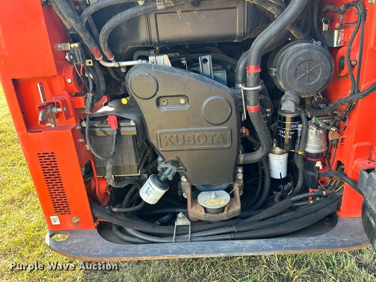 image for item MQ9457 2021 Kubota SSV65  skid steer loader