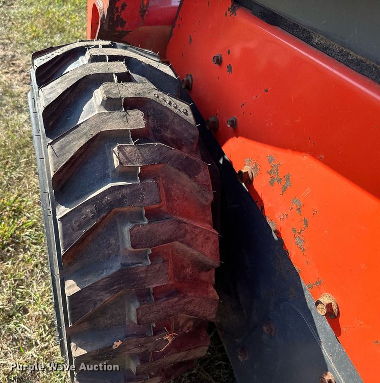 image for item MQ9457 2021 Kubota SSV65  skid steer loader