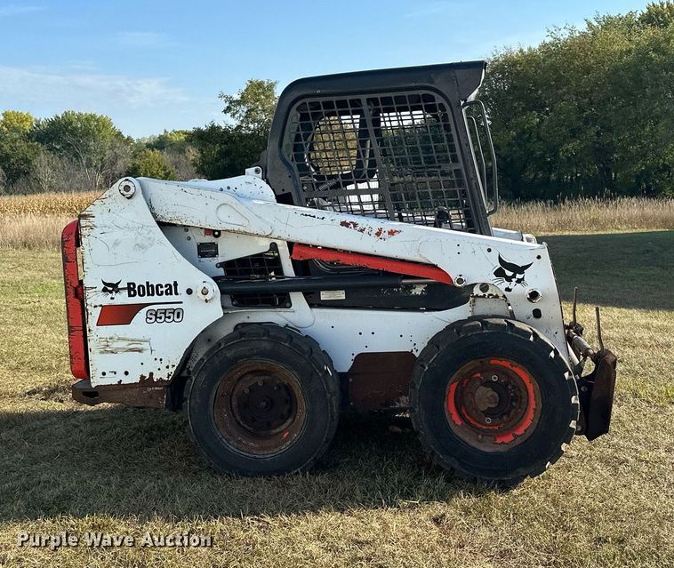 image for item MQ9458 2019 Bobcat S550  skid steer loader