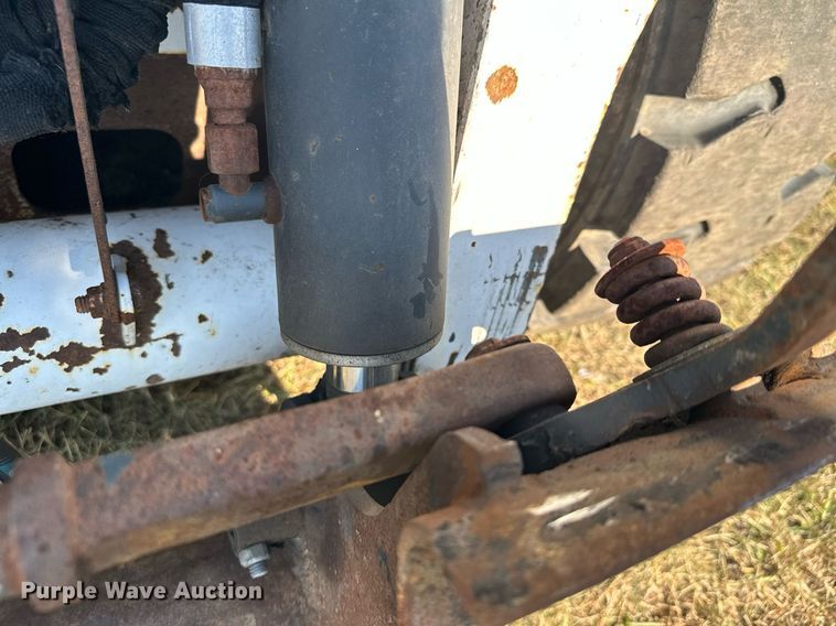 image for item MQ9458 2019 Bobcat S550  skid steer loader