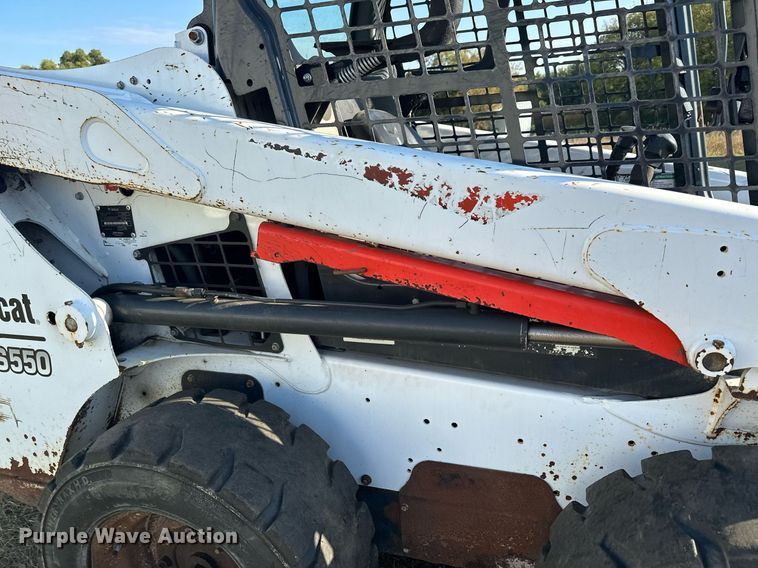 image for item MQ9458 2019 Bobcat S550  skid steer loader