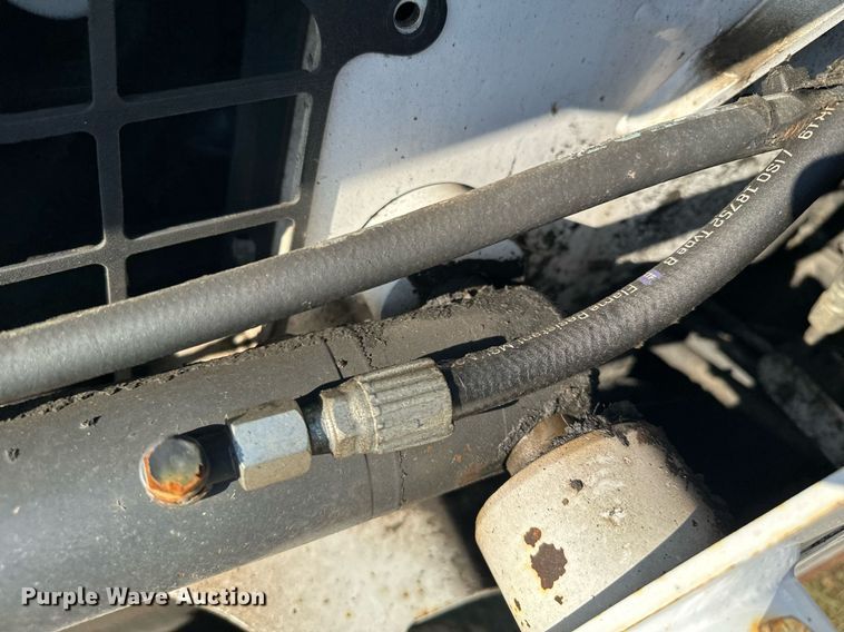 image for item MQ9458 2019 Bobcat S550  skid steer loader