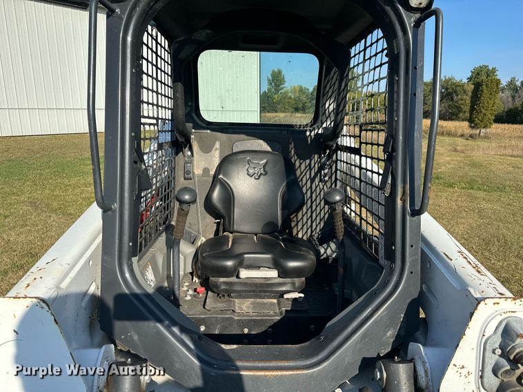 image for item MQ9458 2019 Bobcat S550  skid steer loader