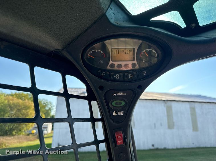 image for item MQ9458 2019 Bobcat S550  skid steer loader