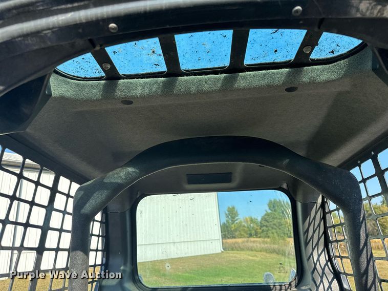 image for item MQ9458 2019 Bobcat S550  skid steer loader