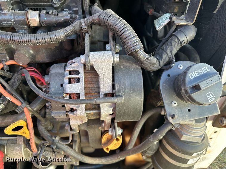 image for item MQ9458 2019 Bobcat S550  skid steer loader