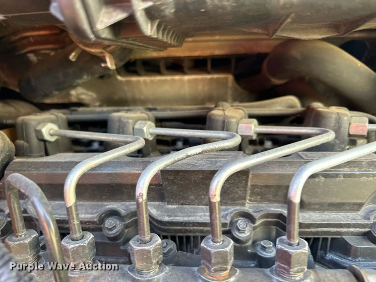 image for item MQ9458 2019 Bobcat S550  skid steer loader