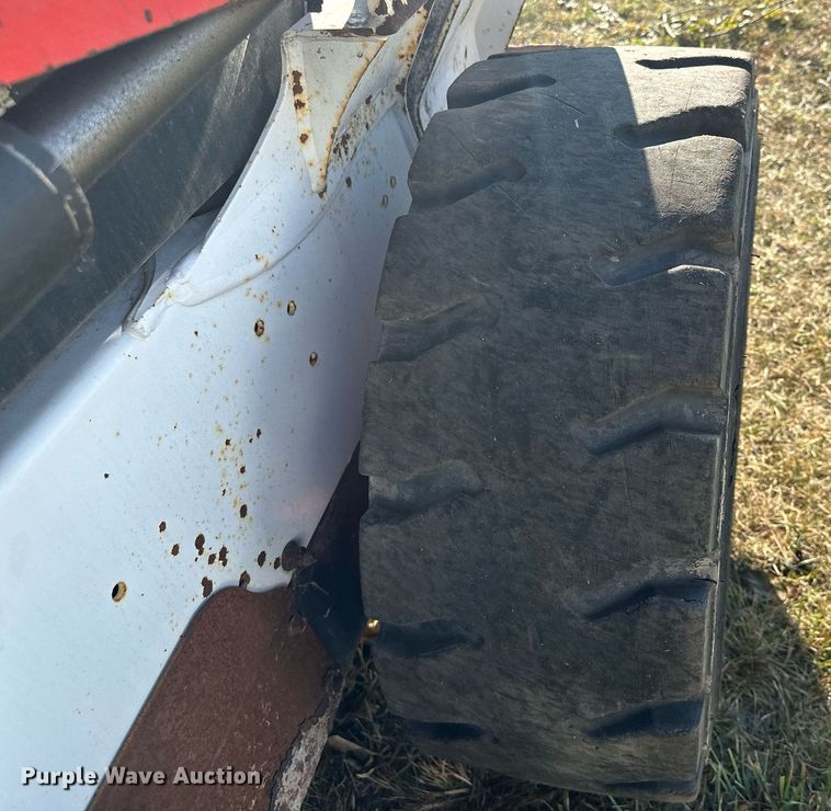 image for item MQ9458 2019 Bobcat S550  skid steer loader