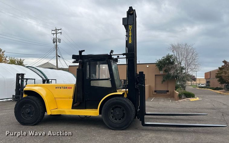 image for item MQ9463 Hyster H300B  forklift
