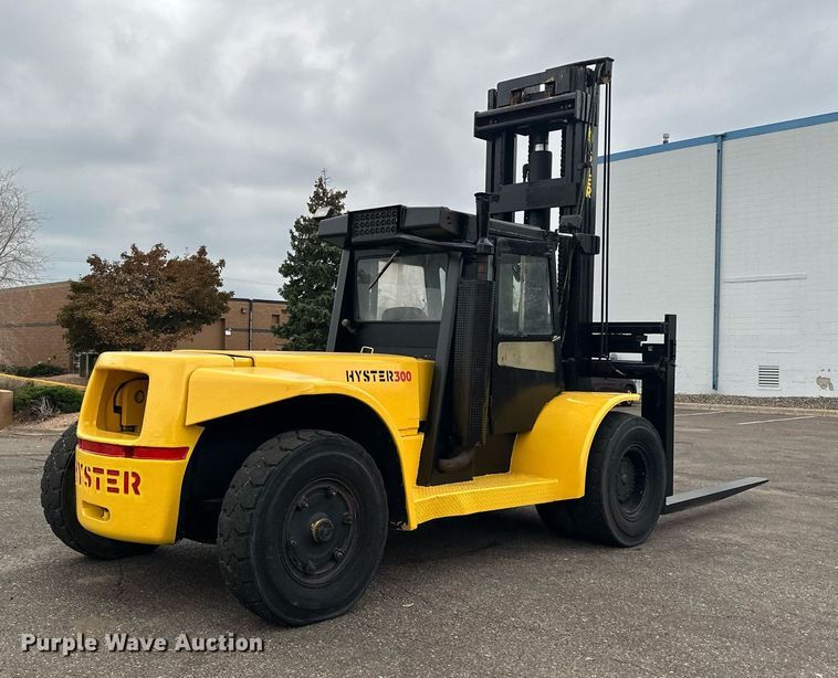 image for item MQ9463 Hyster H300B  forklift