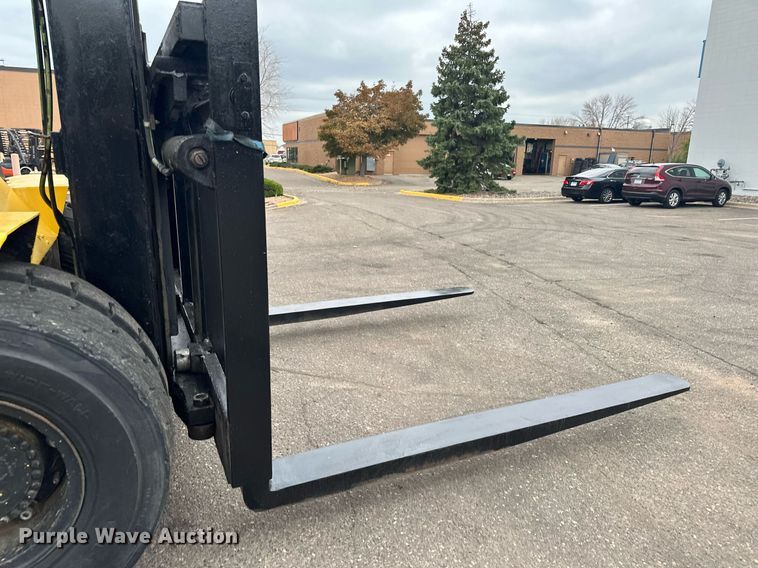 image for item MQ9463 Hyster H300B  forklift