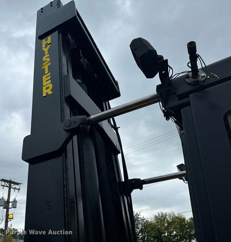 image for item MQ9463 Hyster H300B  forklift