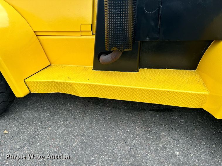 image for item MQ9463 Hyster H300B  forklift