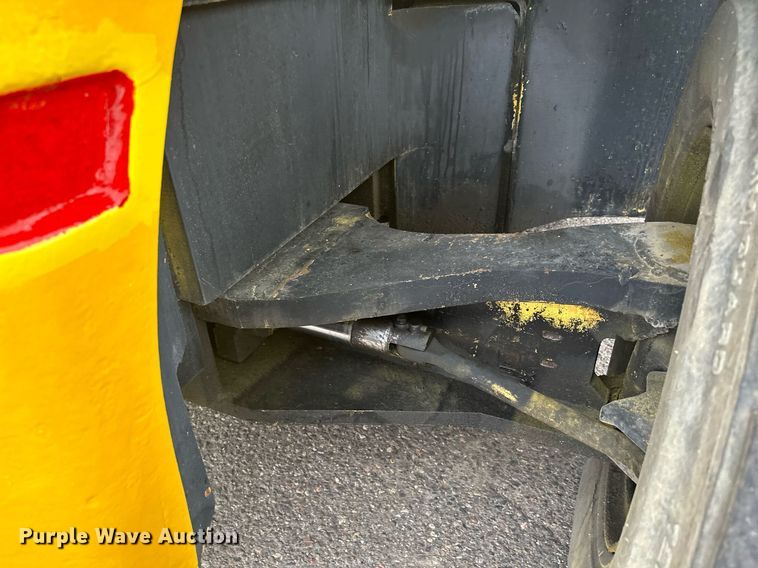 image for item MQ9463 Hyster H300B  forklift