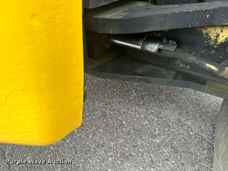 image for item MQ9463 Hyster H300B  forklift