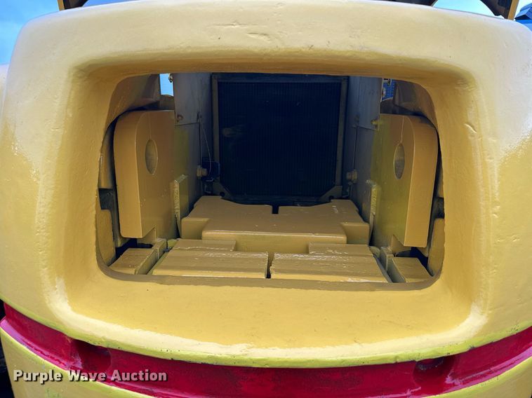 image for item MQ9463 Hyster H300B  forklift