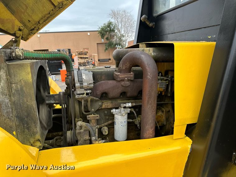 image for item MQ9463 Hyster H300B  forklift