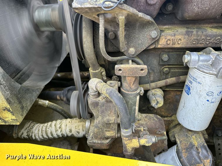 image for item MQ9463 Hyster H300B  forklift