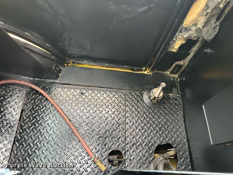 image for item MQ9463 Hyster H300B  forklift