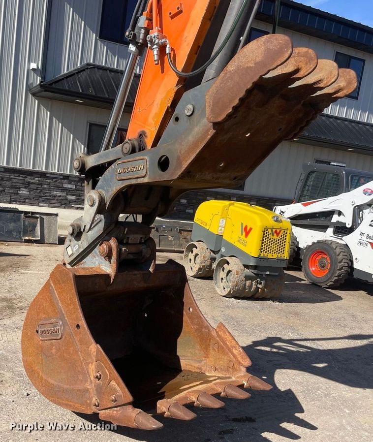 image for item MQ9473 2018 Doosan DX140 LCR-5 excavator