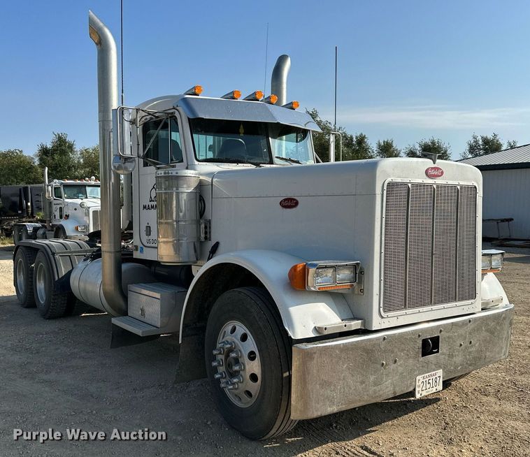 image for item MU9108 1997 Peterbilt 379  semi truck