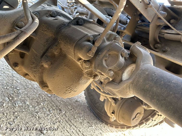 image for item MU9108 1997 Peterbilt 379  semi truck