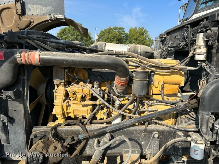 image for item MU9108 1997 Peterbilt 379  semi truck