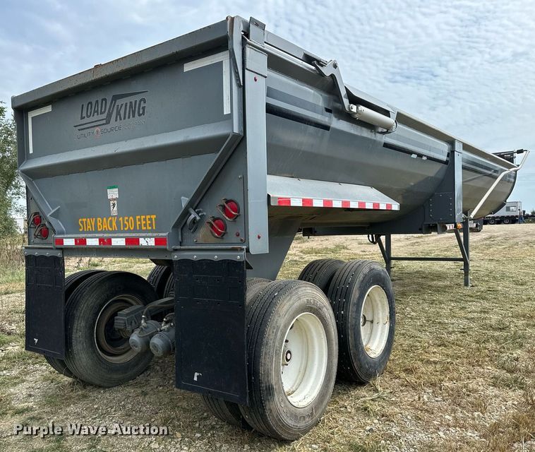 image for item MU9109 2017 Load King RH3226  end dump trailer