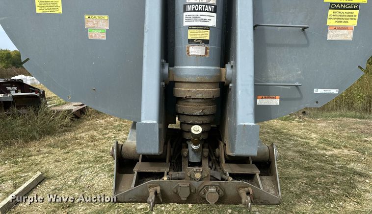 image for item MU9109 2017 Load King RH3226  end dump trailer