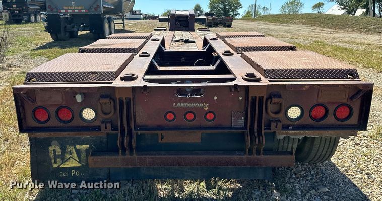 image for item MU9110 2000 Trail King TK110HDG-533  lowboy equipment trailer