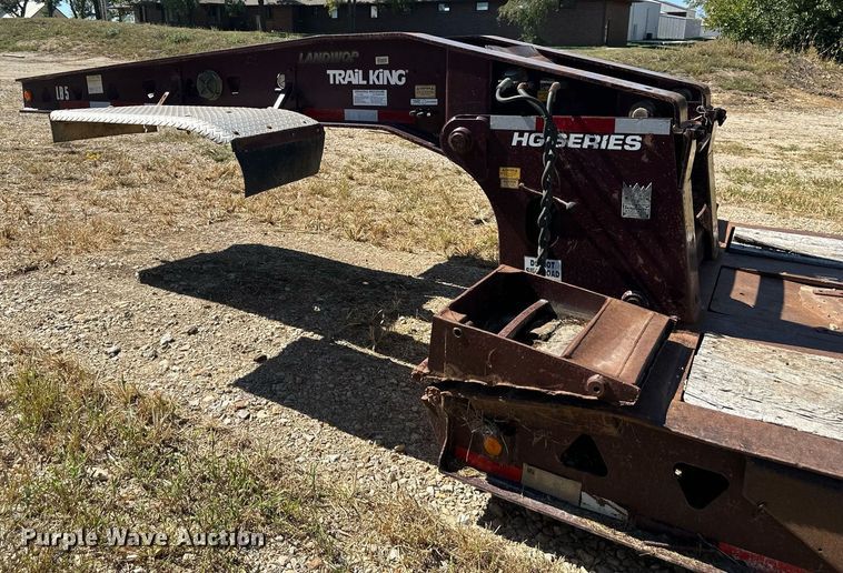 image for item MU9110 2000 Trail King TK110HDG-533  lowboy equipment trailer