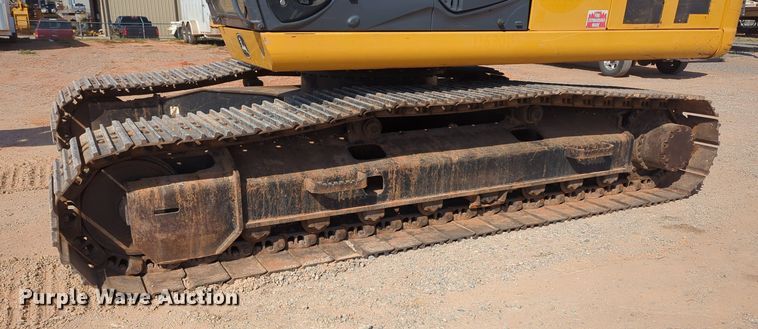 image for item MX9434 2011 John Deere 200D LC excavator