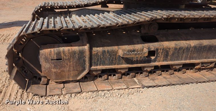 image for item MX9434 2011 John Deere 200D LC excavator