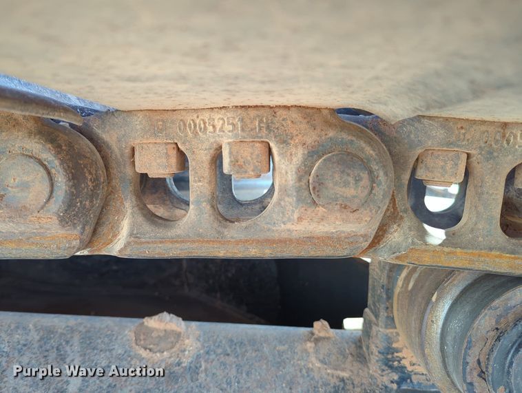 image for item MX9434 2011 John Deere 200D LC excavator