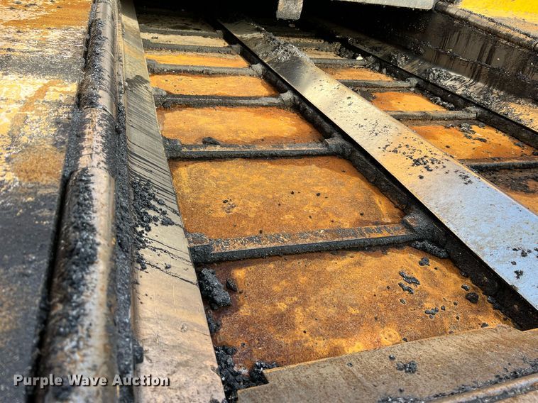 image for item NA9177 2018 Volvo P7170B  paver