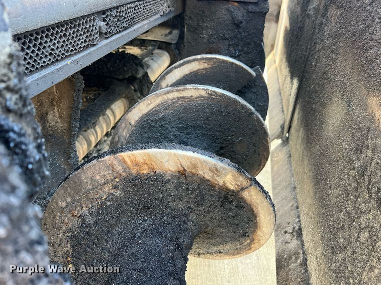 image for item NA9177 2018 Volvo P7170B  paver